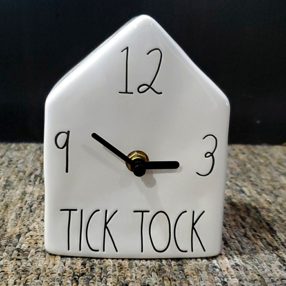 Rae Dunn Clock